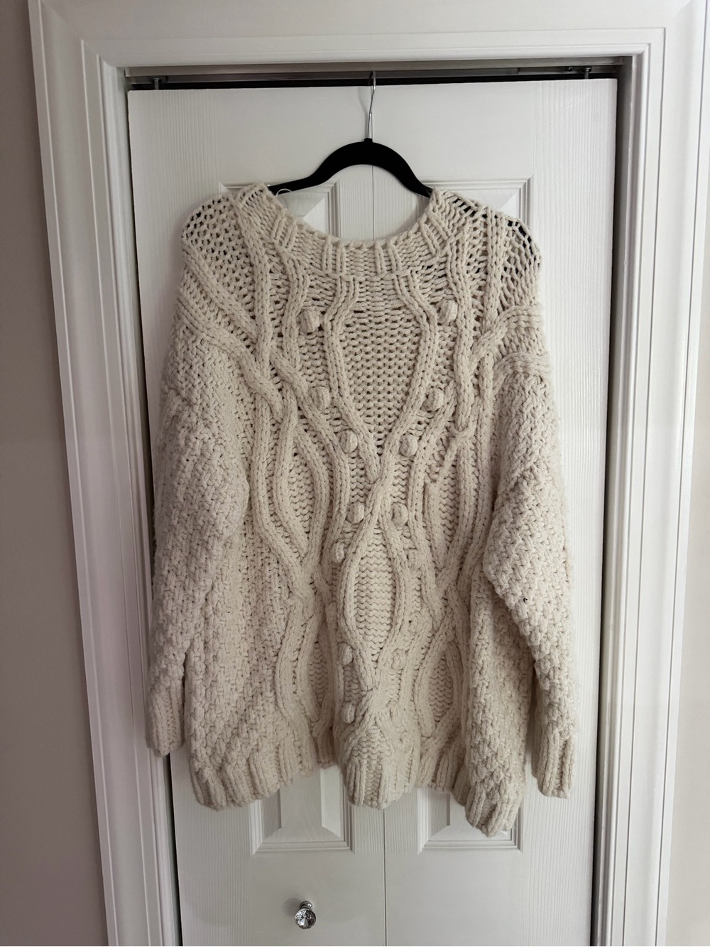 Zara Chunky Cable Knit Sweater in Cream